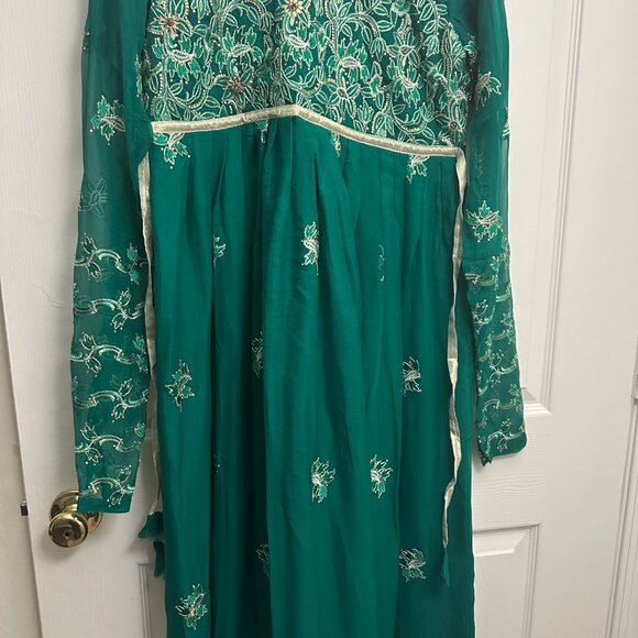 Indian Pakistani Long Dress/Gown/Maxi for 11-13yr Girl - Picture 11 of 11